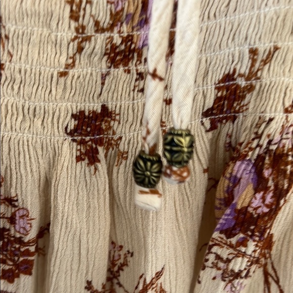 Floral Cream and Purple Women's Top - Picture 6 of 12